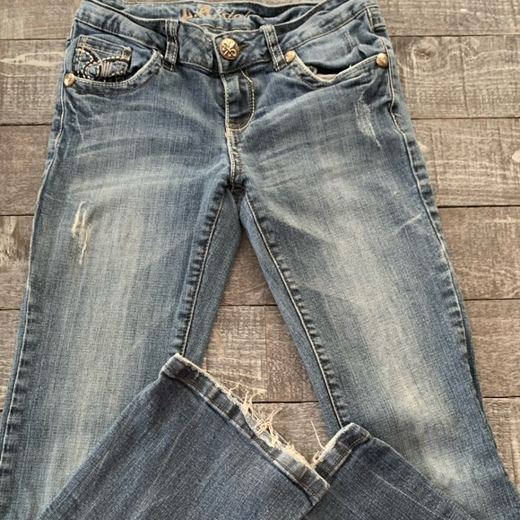 L.A. idol Boot Cut Jean - Picture 10 of 16